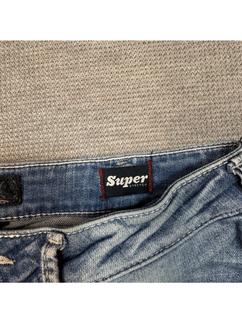 Silver Suki High Capri Jeans Womens Size W30/L22.5 Blue Denim Super Stretch - Picture 7 of 14